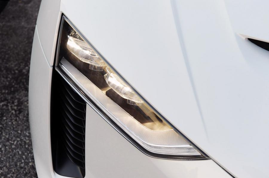 Детали экстерьера Audi Quattro Concept 2010 года  (фото 70 из 119)
